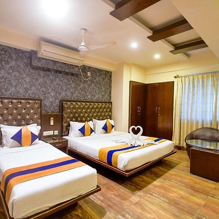 כלכותה Hotel N S International מראה חיצוני תמונה