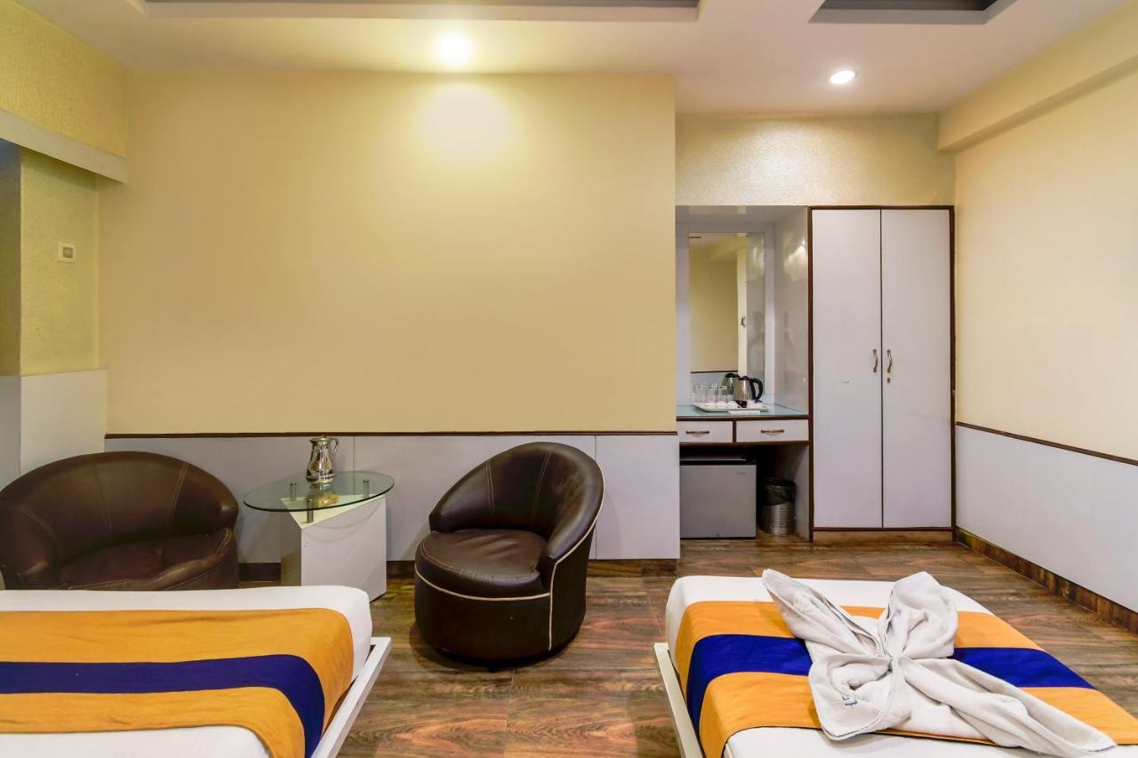 כלכותה Hotel N S International מראה חיצוני תמונה