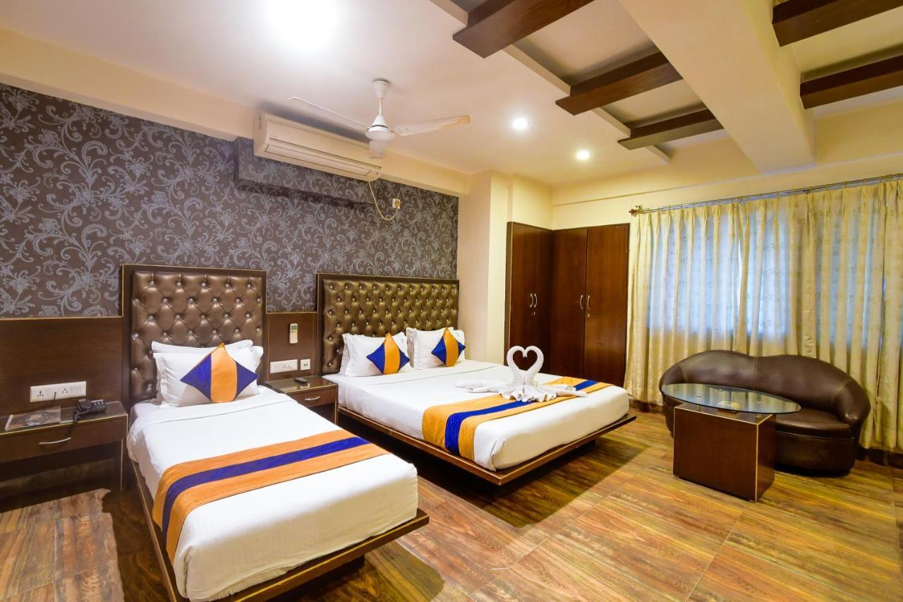 כלכותה Hotel N S International מראה חיצוני תמונה