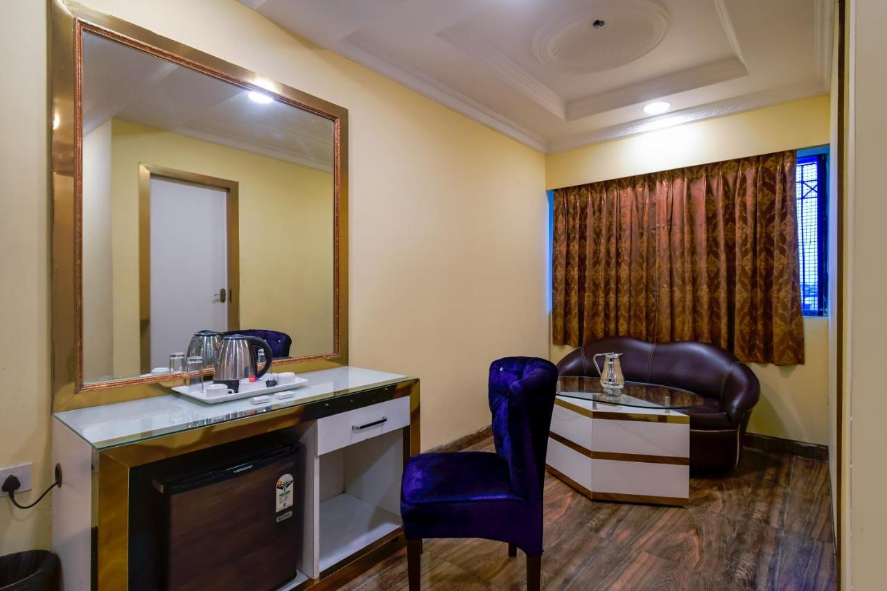 כלכותה Hotel N S International מראה חיצוני תמונה