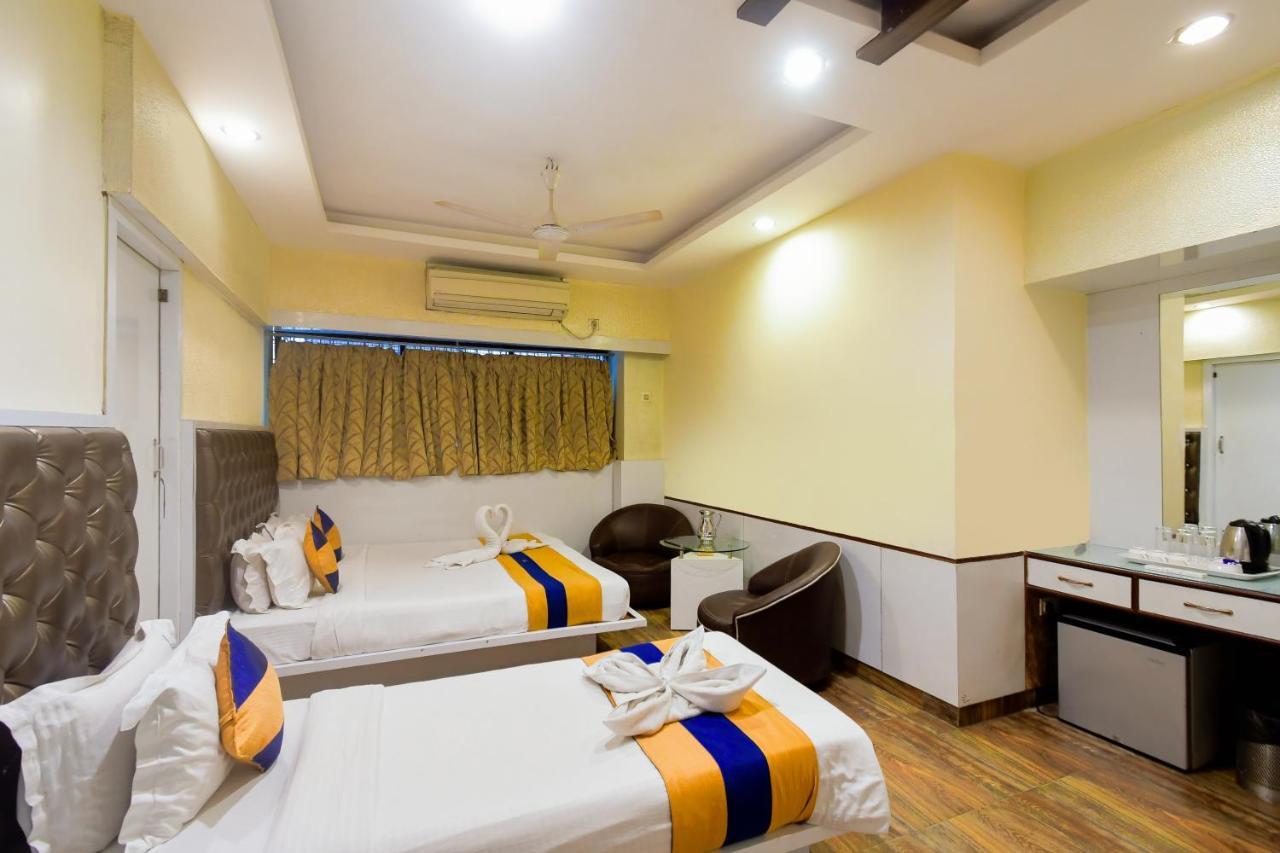 כלכותה Hotel N S International מראה חיצוני תמונה