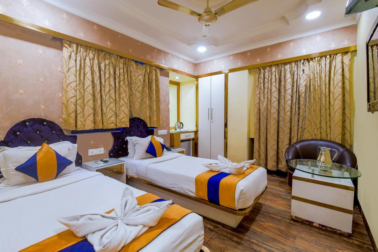כלכותה Hotel N S International מראה חיצוני תמונה