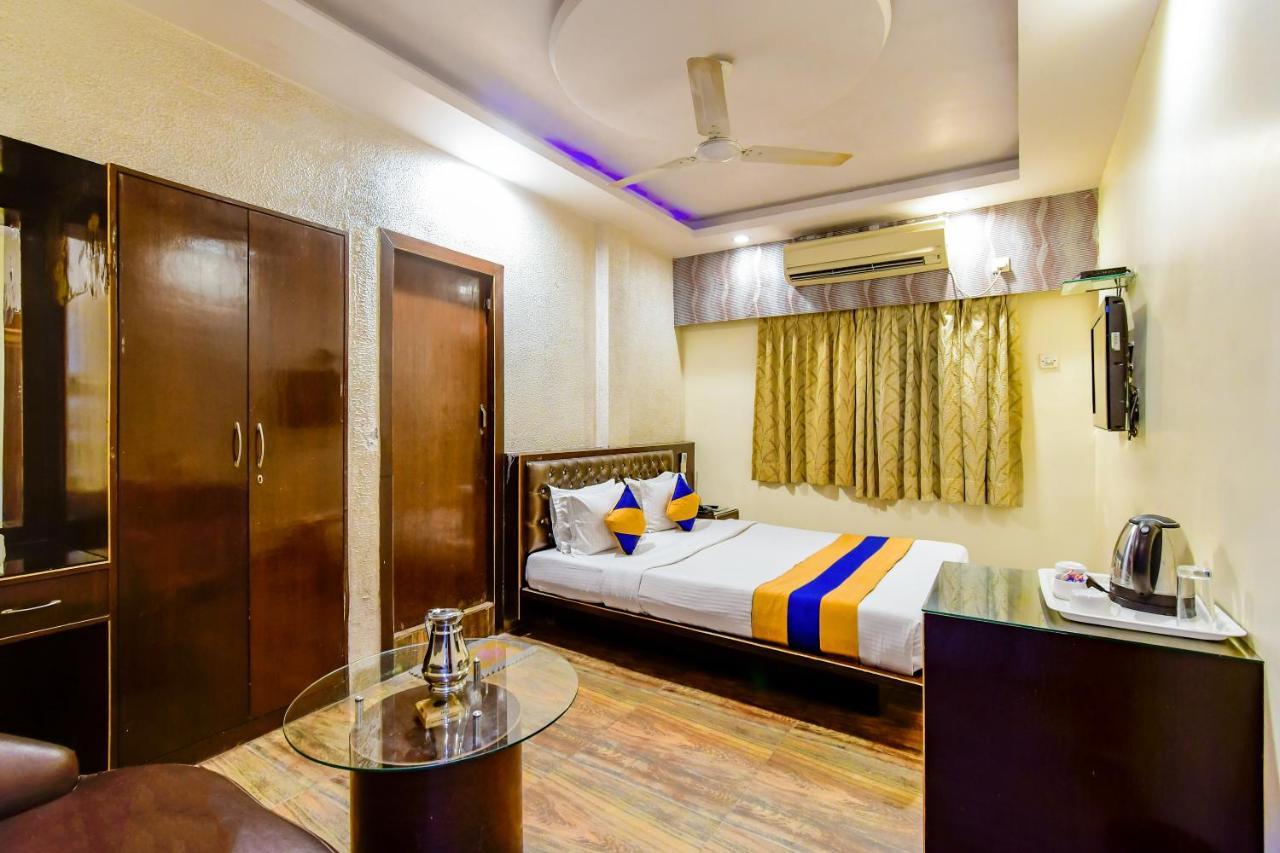 כלכותה Hotel N S International מראה חיצוני תמונה