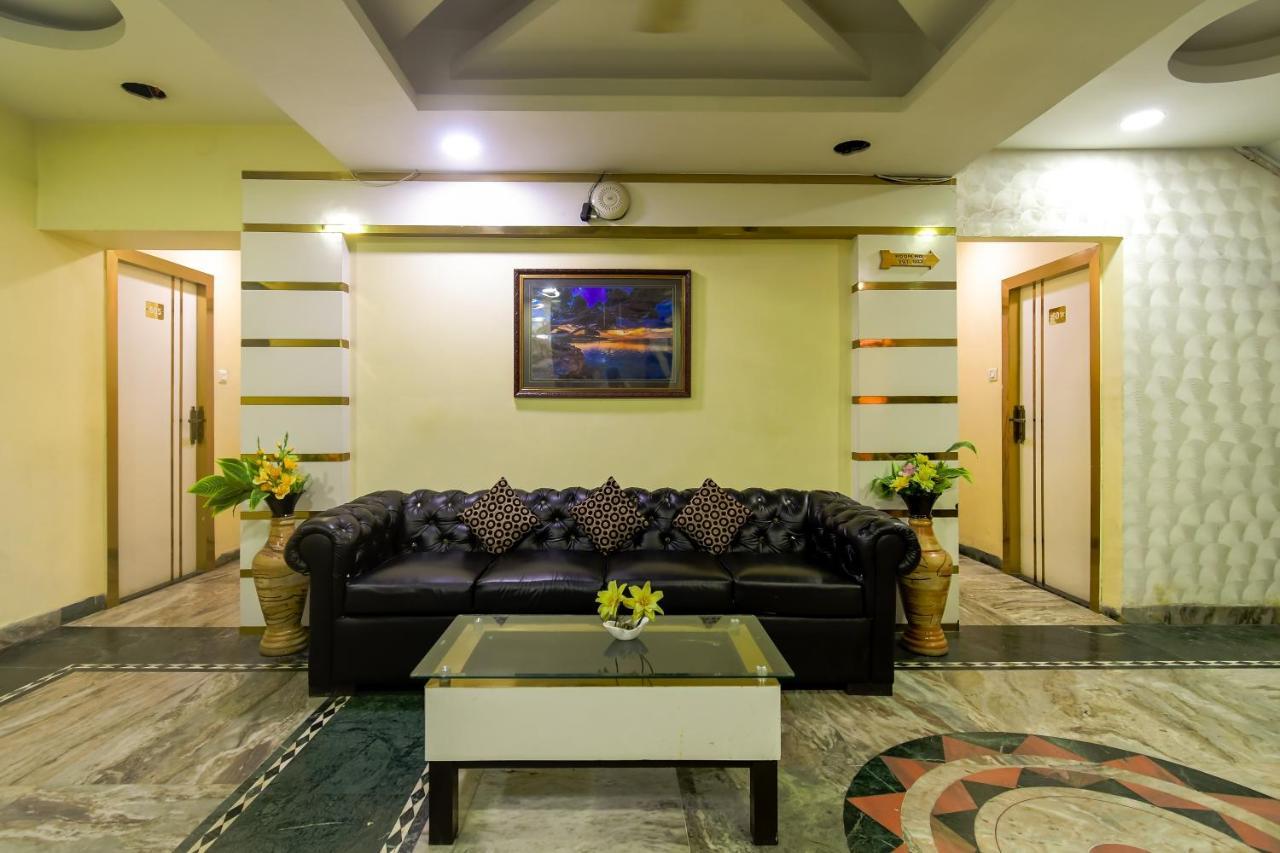 כלכותה Hotel N S International מראה חיצוני תמונה