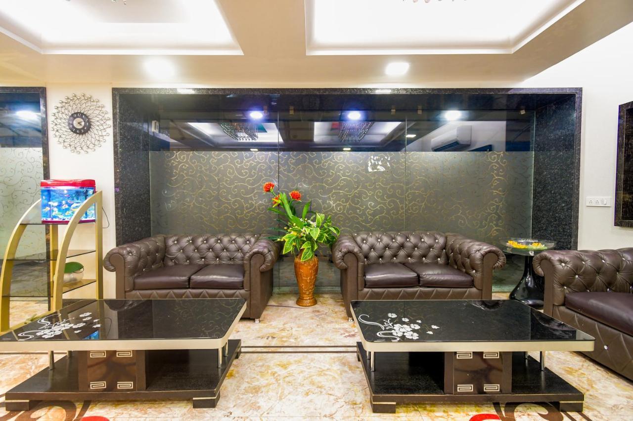 כלכותה Hotel N S International מראה חיצוני תמונה